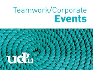 TEAM BUILDING WITH NIGHT PHOTOGRAPHY